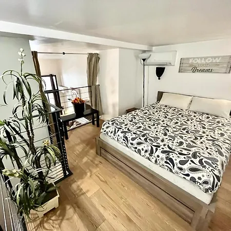 Appartement Duplex Patio Wilson *